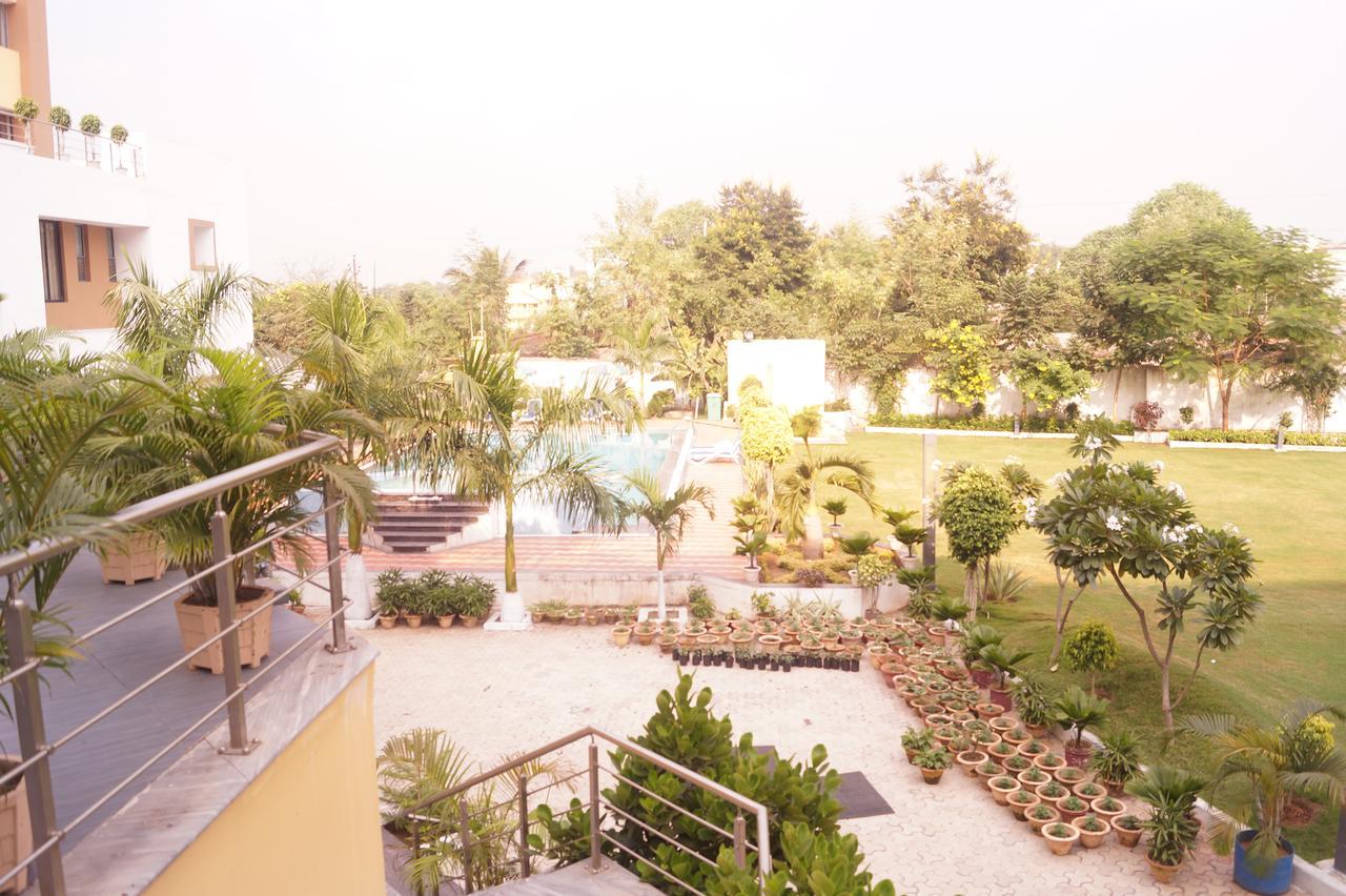 Kamlesh Continental Hotel Angul Exterior foto