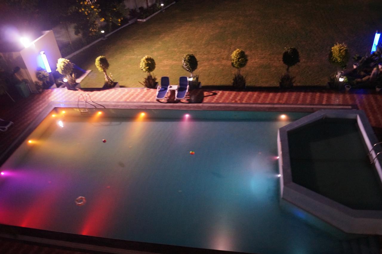 Kamlesh Continental Hotel Angul Exterior foto